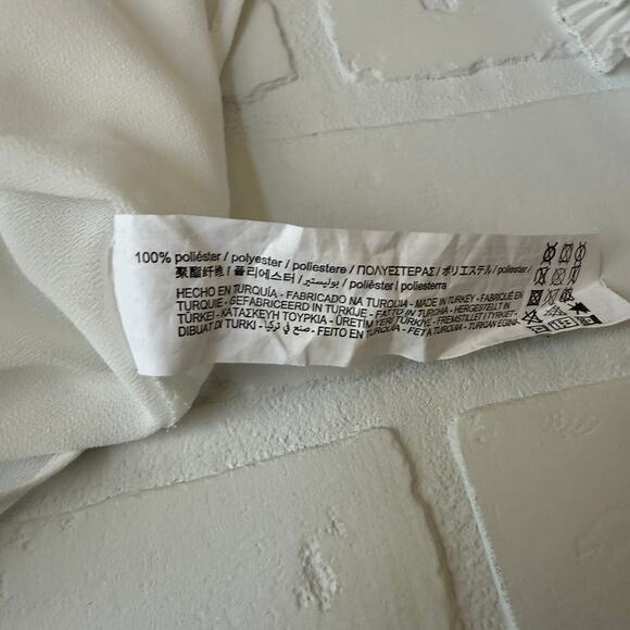 ZARA Women's Shear White Button Down Top Pleated Sleeves Pearl Detail sz S - Picture 5 of 9